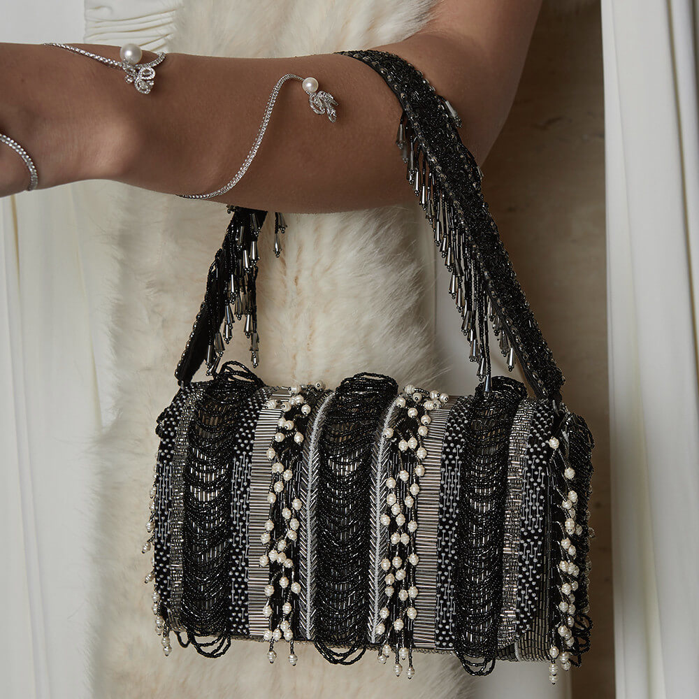 Ruche Flapover Clutch Heritage Black With Handle