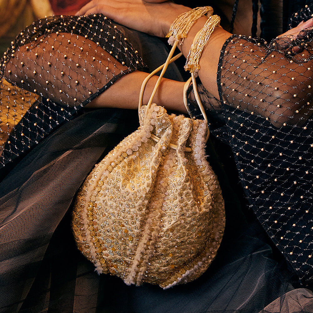 Veira Potli Peerless Gold Lustrous Silver with Handle